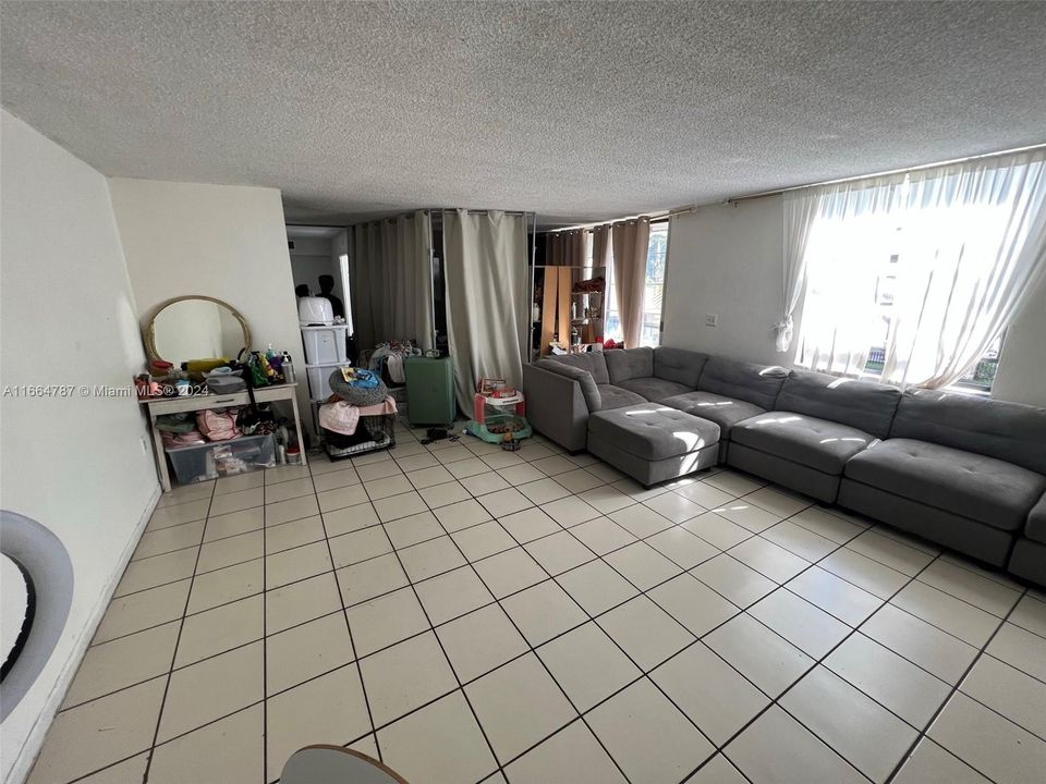 En Venta: $140,000 (3 camas, 2 baños, 1413 Pies cuadrados)