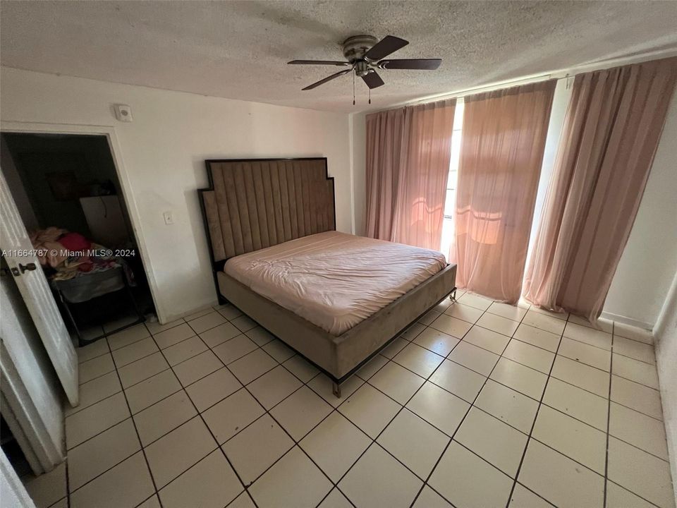 For Sale: $140,000 (3 beds, 2 baths, 1413 Square Feet)