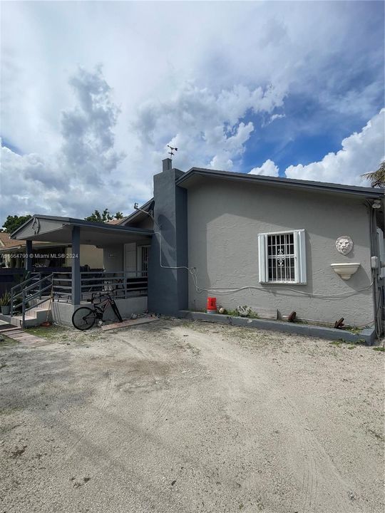 En Venta: $659,000 (2 camas, 1 baños, 2128 Pies cuadrados)