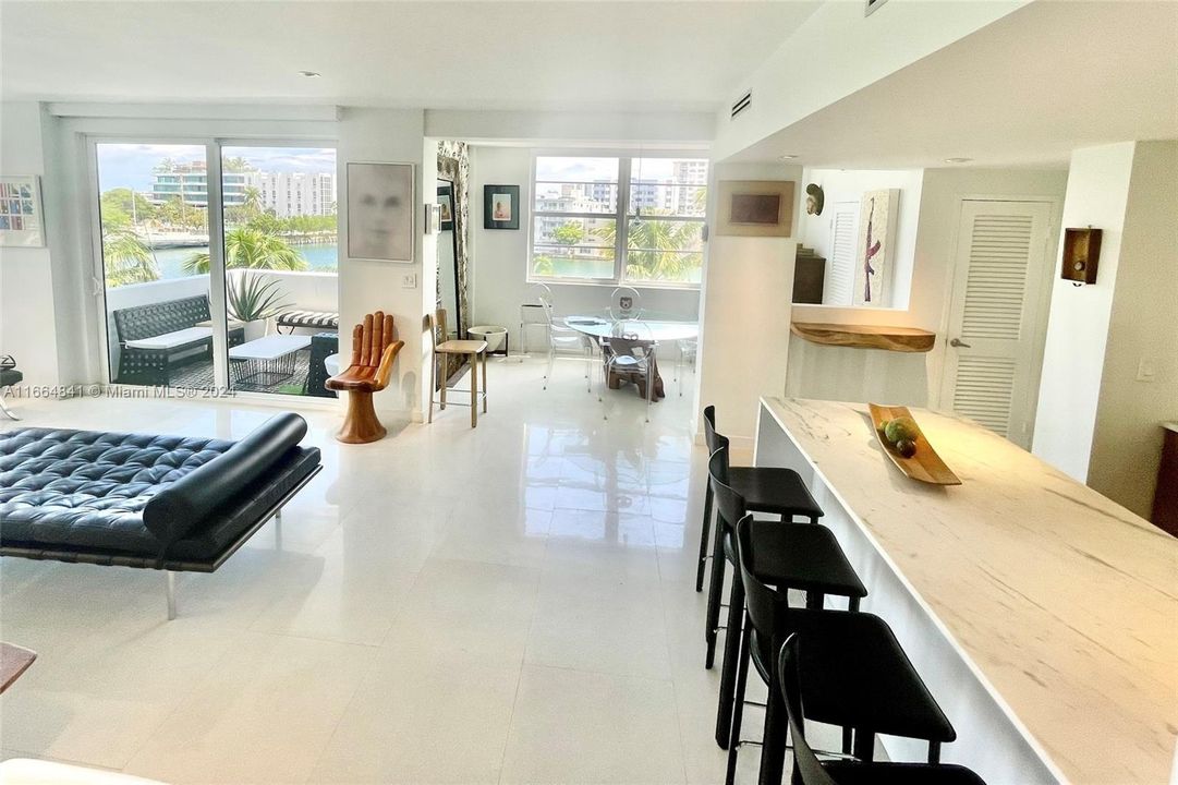 En Venta: $1,185,000 (2 camas, 2 baños, 1530 Pies cuadrados)