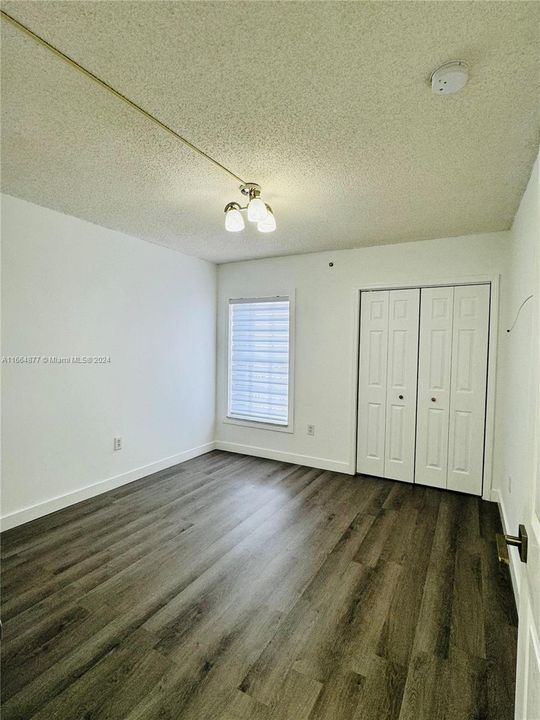 For Rent: $2,800 (2 beds, 2 baths, 950 Square Feet)