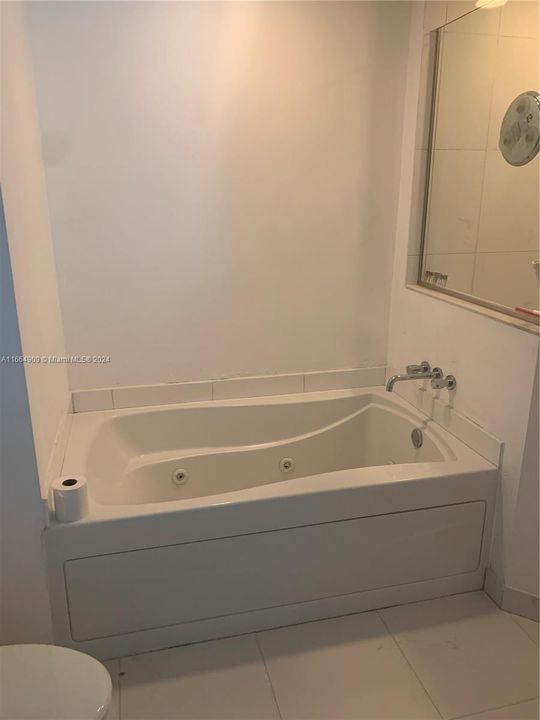 В аренду: $4,950 (2 спален, 2 ванн, 1197 Квадратных фут)