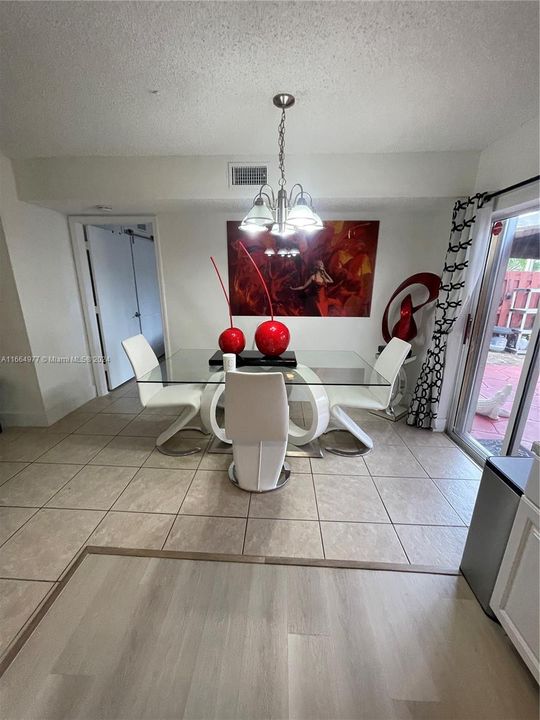 For Rent: $2,700 (3 beds, 2 baths, 1130 Square Feet)