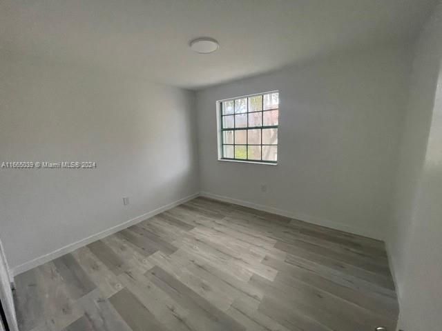 For Rent: $3,200 (3 beds, 2 baths, 1377 Square Feet)