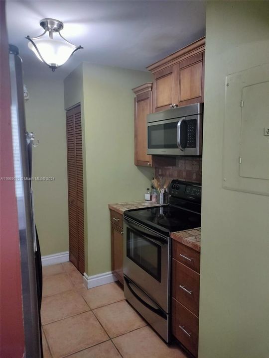 En Venta: $234,900 (2 camas, 2 baños, 985 Pies cuadrados)