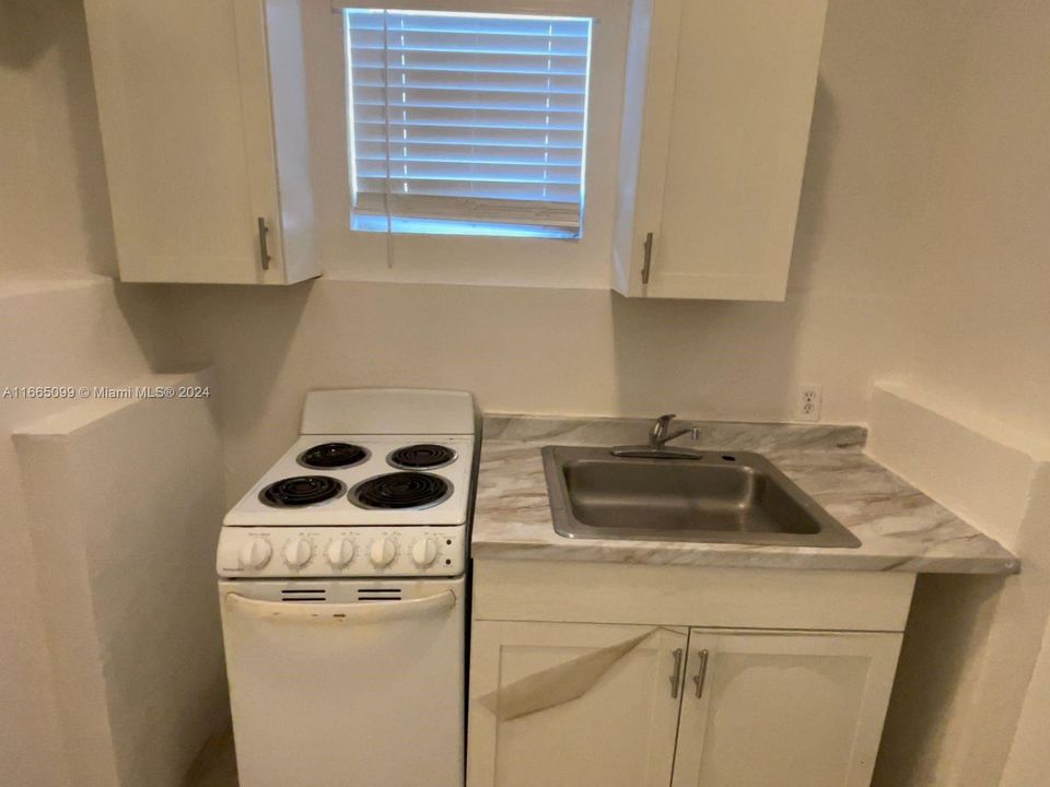 For Rent: $1,495 (0 beds, 1 baths, 500 Square Feet)