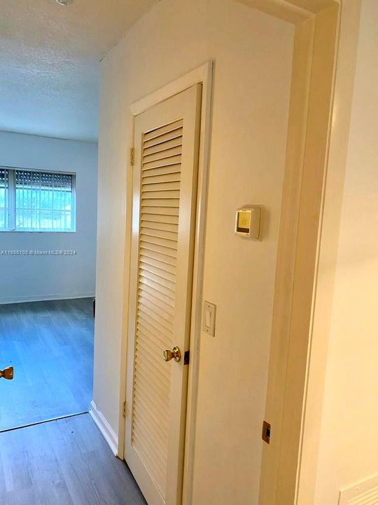 For Rent: $1,600 (1 beds, 1 baths, 614 Square Feet)