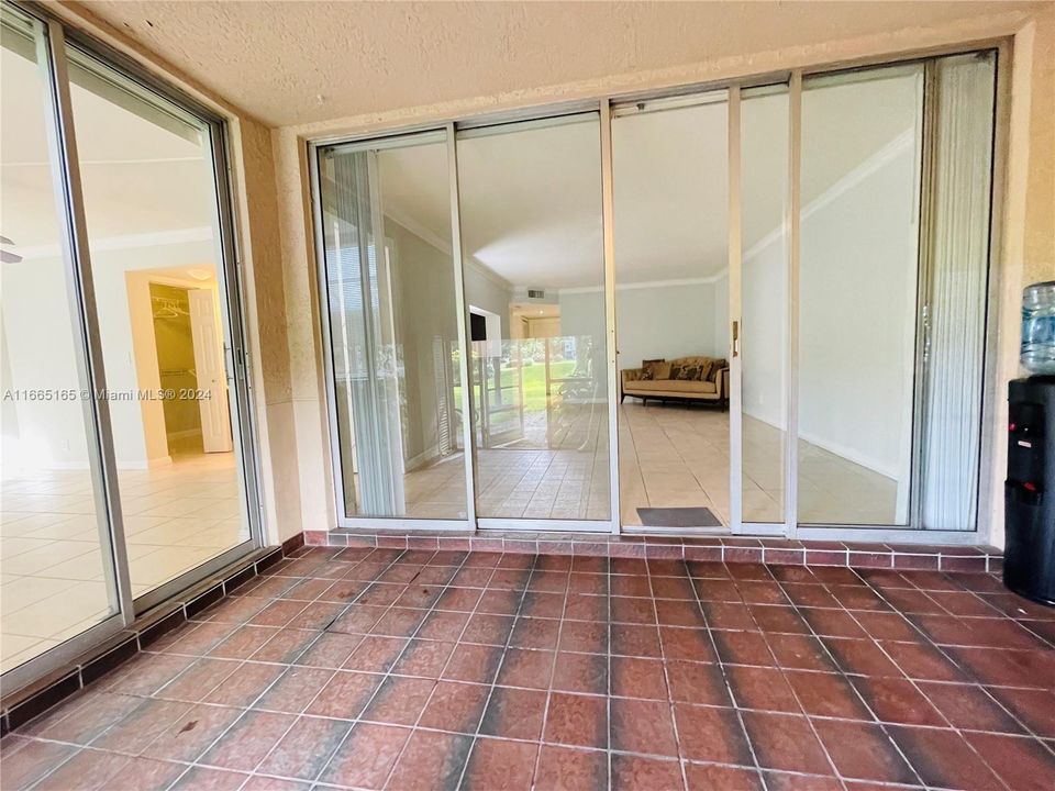 Patio area connects to masterbedroom and livingroon