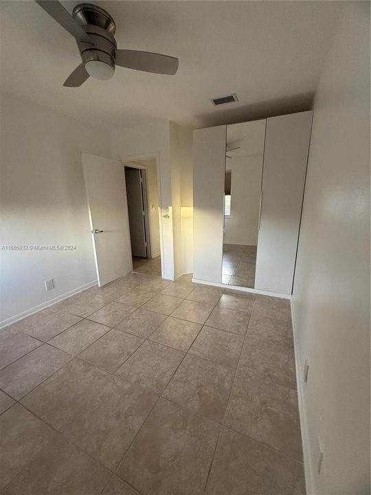 For Rent: $3,150 (3 beds, 2 baths, 1368 Square Feet)