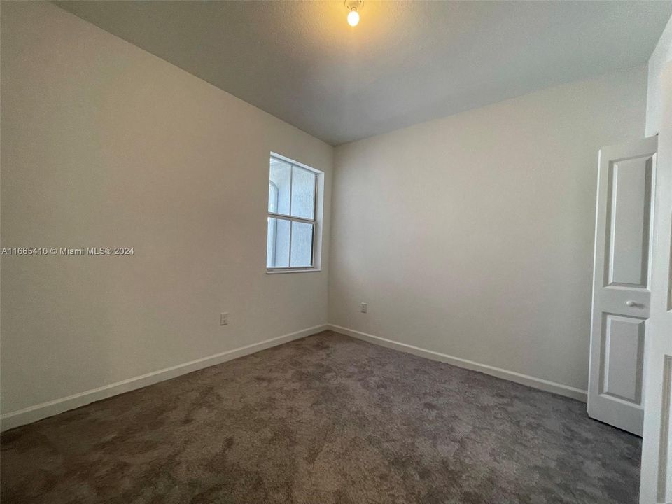 For Rent: $2,550 (3 beds, 2 baths, 1545 Square Feet)