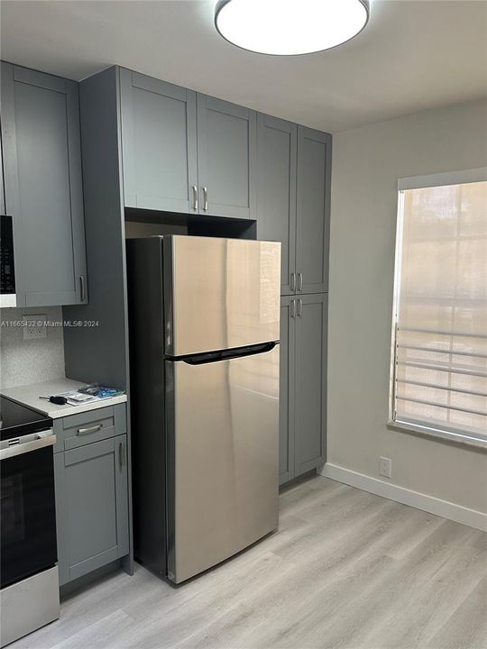 For Rent: $2,800 (2 beds, 2 baths, 910 Square Feet)