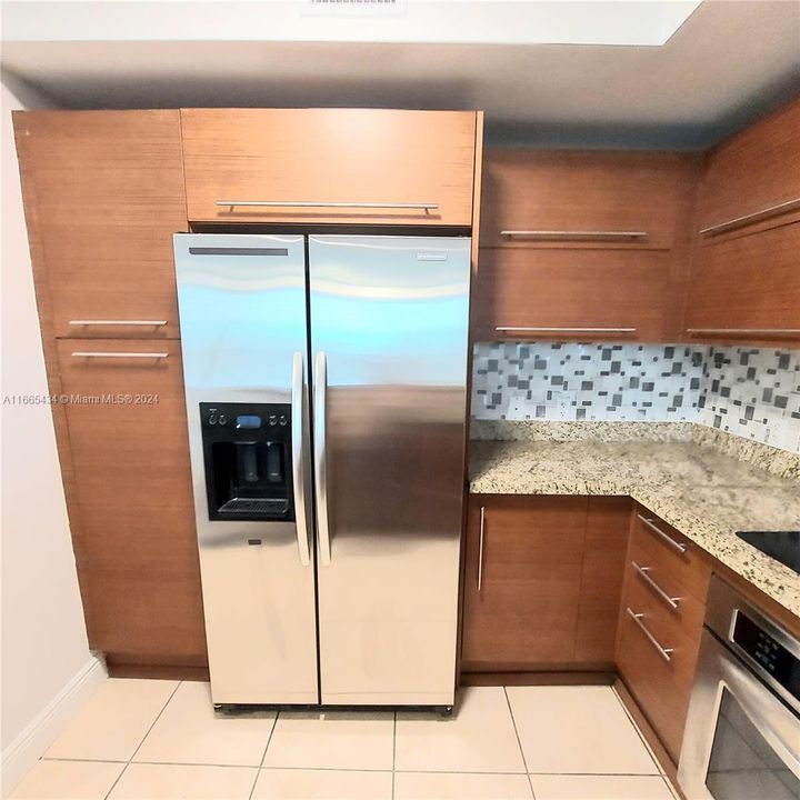 En Venta: $425,000 (3 camas, 2 baños, 1271 Pies cuadrados)