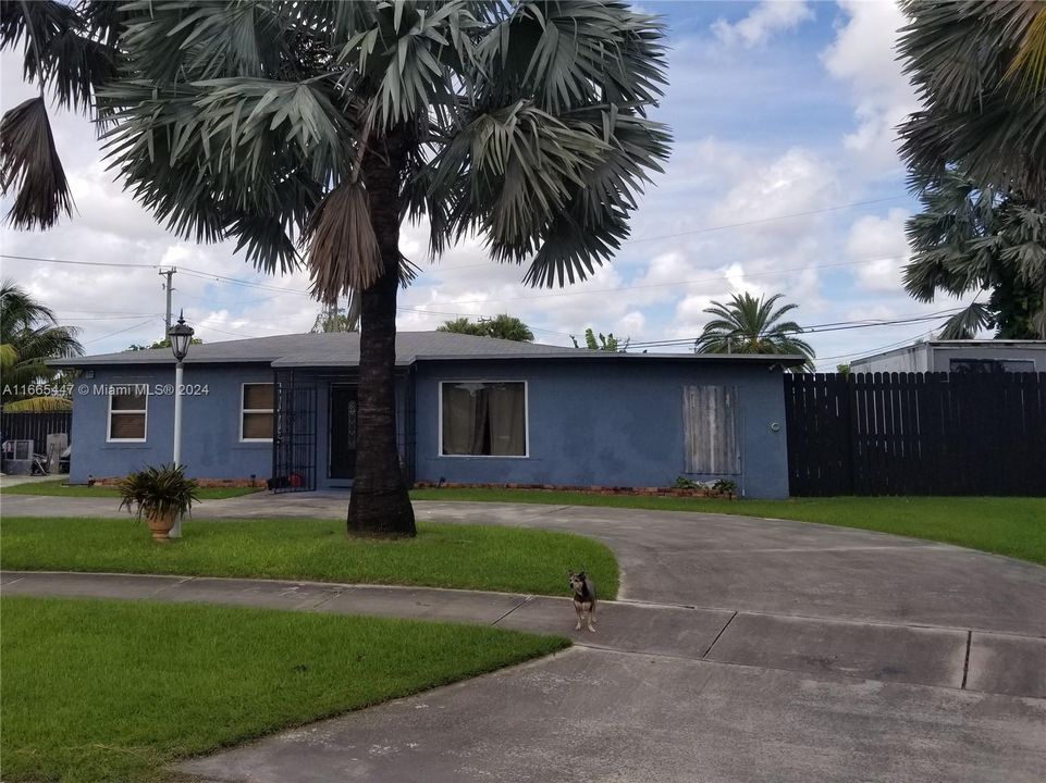 En Venta: $500,000 (3 camas, 2 baños, 1408 Pies cuadrados)