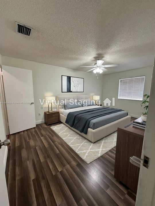 For Sale: $260,000 (2 beds, 1 baths, 1084 Square Feet)