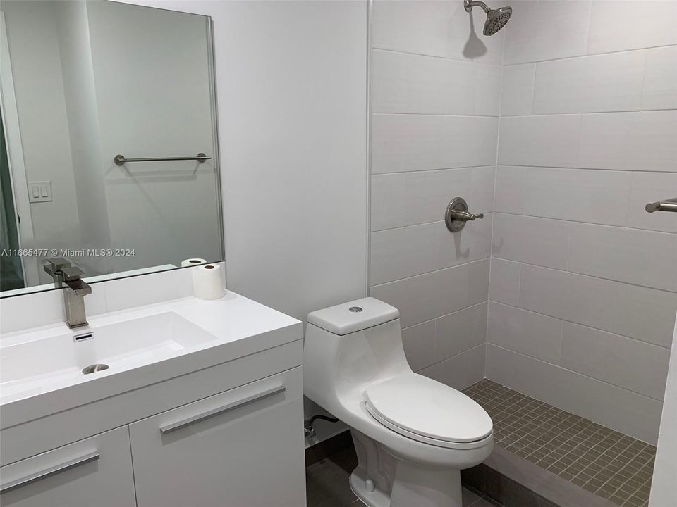 For Rent: $2,595 (3 beds, 2 baths, 1228 Square Feet)