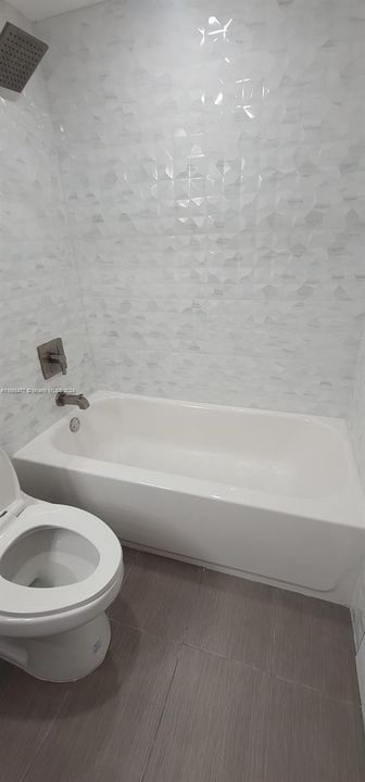 For Rent: $2,595 (3 beds, 2 baths, 1228 Square Feet)