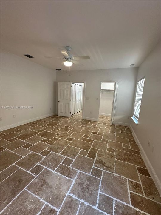 For Rent: $3,700 (3 beds, 2 baths, 1388 Square Feet)