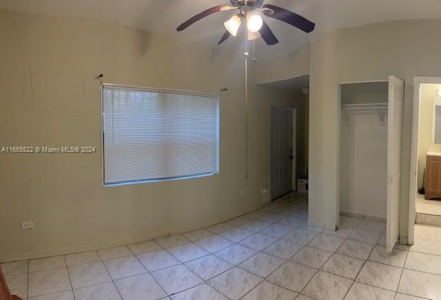 For Rent: $1,000 (1 beds, 1 baths, 2478 Square Feet)