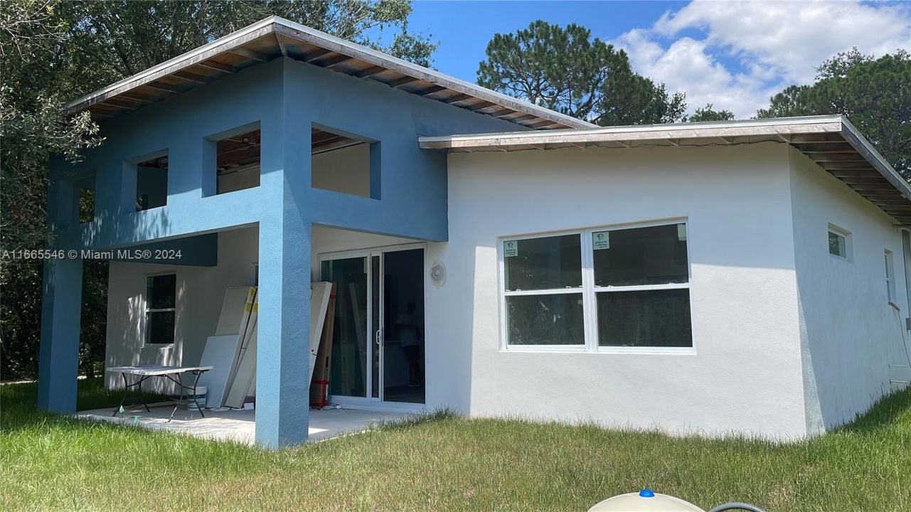 En Venta: $350,000 (3 camas, 2 baños, 0 Pies cuadrados)