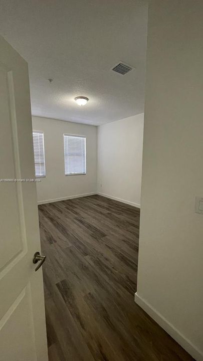 For Rent: $2,750 (3 beds, 2 baths, 1486 Square Feet)