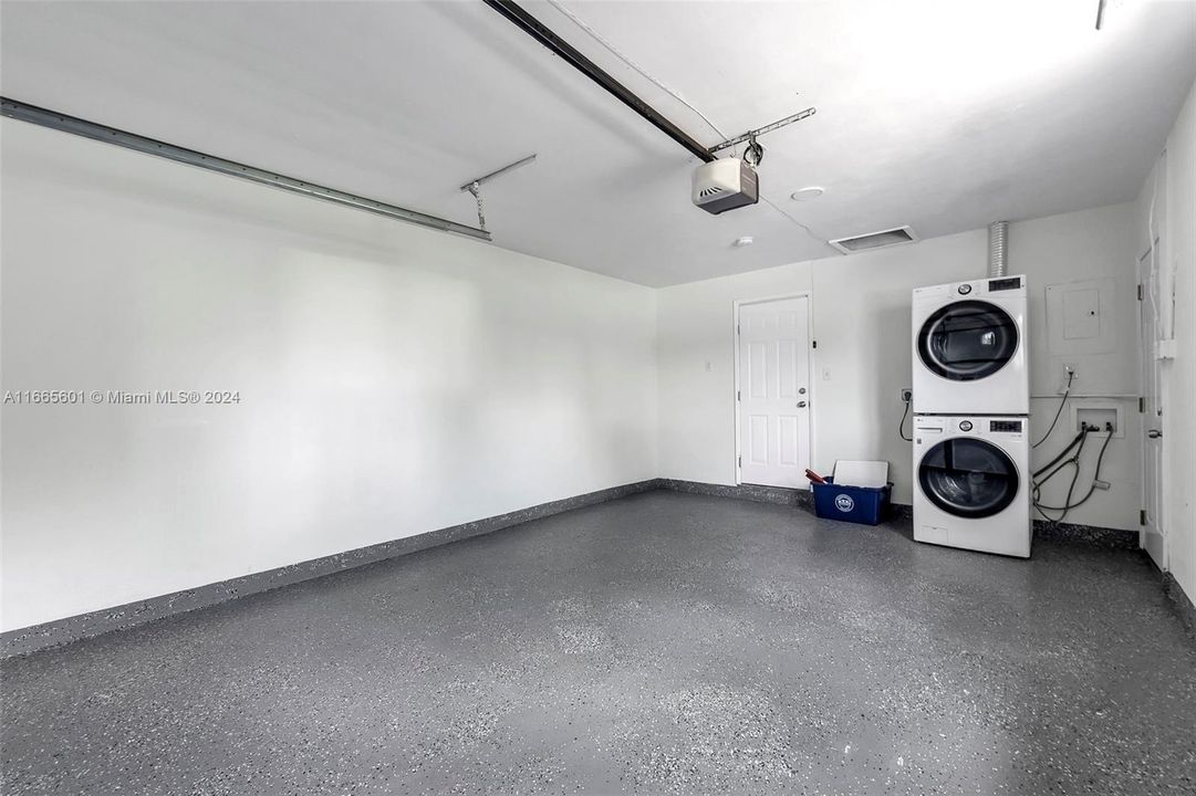 For Sale: $675,000 (2 beds, 1 baths, 0 Square Feet)