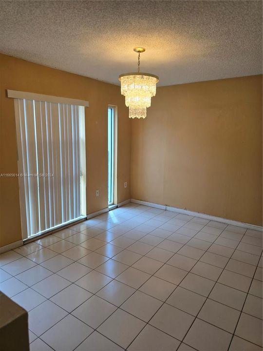 For Rent: $3,500 (3 beds, 2 baths, 2805 Square Feet)