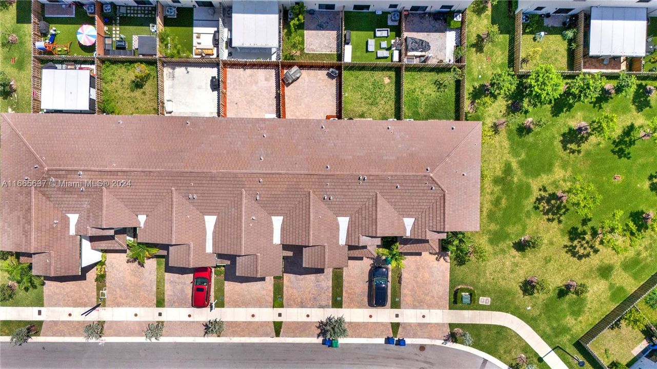 最近售出: $430,000 (3 贝兹, 3 浴室, 1870 平方英尺)