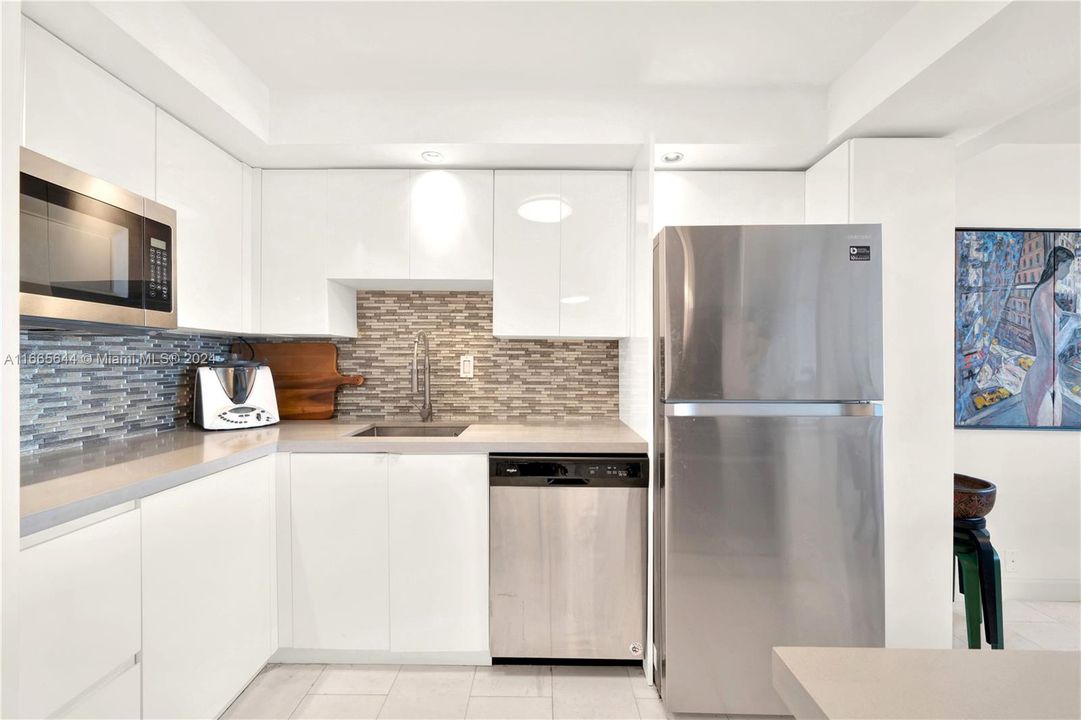 For Sale: $565,000 (1 beds, 1 baths, 1064 Square Feet)