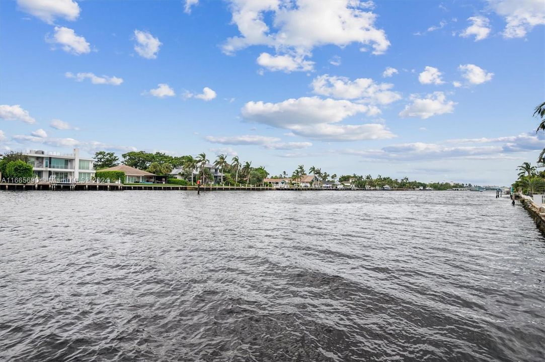 For Sale: $3,499,000 (3 beds, 3 baths, 2736 Square Feet)