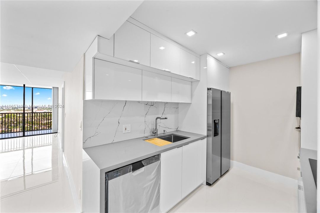 For Sale: $467,500 (2 beds, 2 baths, 1157 Square Feet)