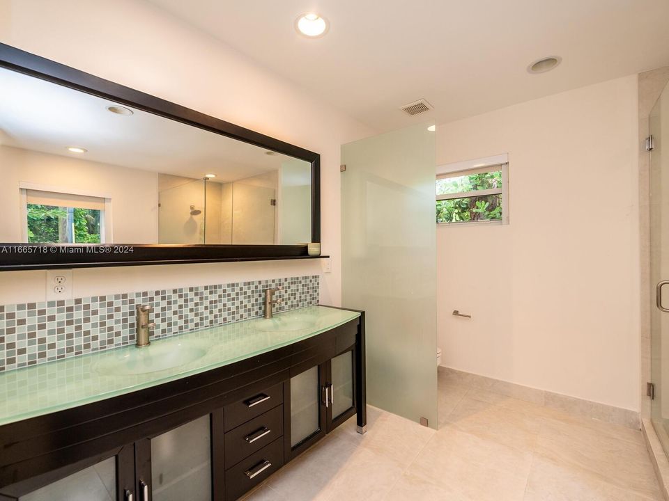 For Sale: $2,100,000 (3 beds, 2 baths, 0 Square Feet)