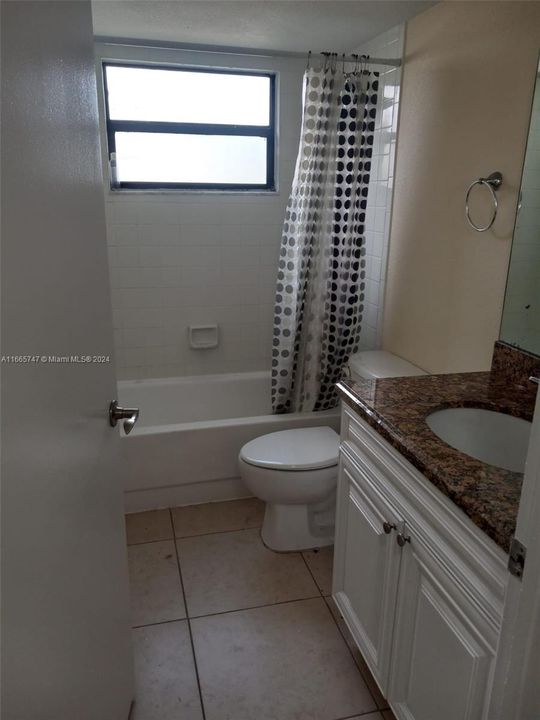 For Rent: $1,850 (2 beds, 2 baths, 900 Square Feet)