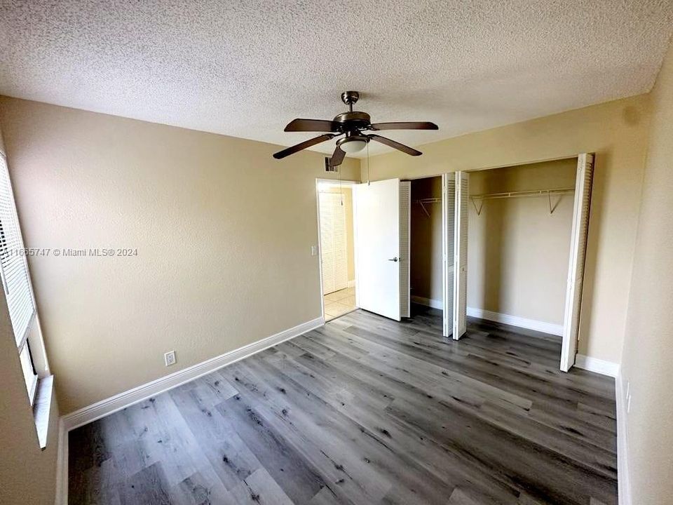 For Rent: $1,850 (2 beds, 2 baths, 900 Square Feet)