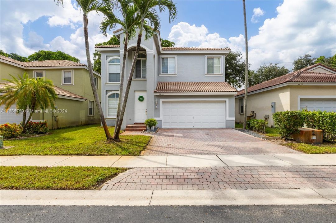 For Sale: $625,000 (3 beds, 2 baths, 2087 Square Feet)