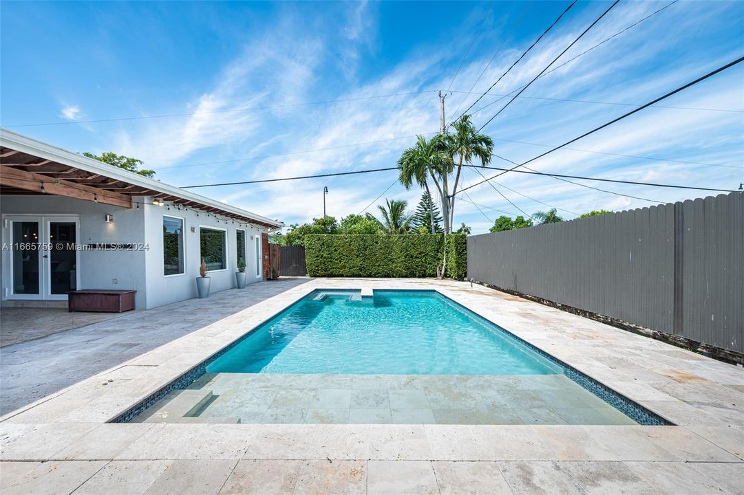 Pool with Baja Shelf Entrance