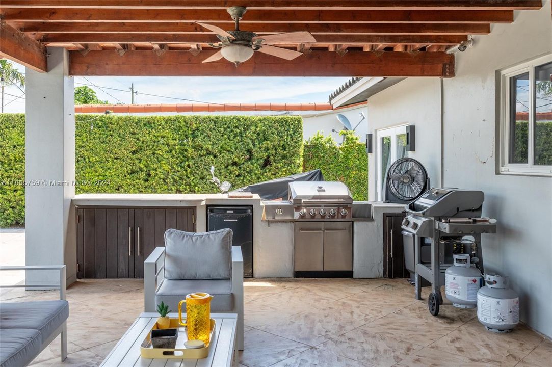 Patio with Built in BBQ