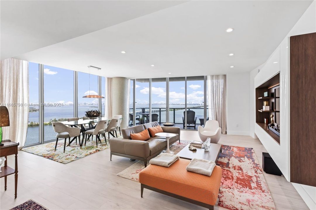 For Sale: $1,600,000 (3 beds, 4 baths, 1698 Square Feet)