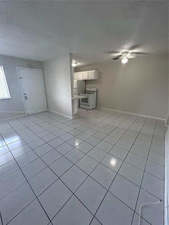 For Rent: $1,550 (1 beds, 1 baths, 22796 Square Feet)