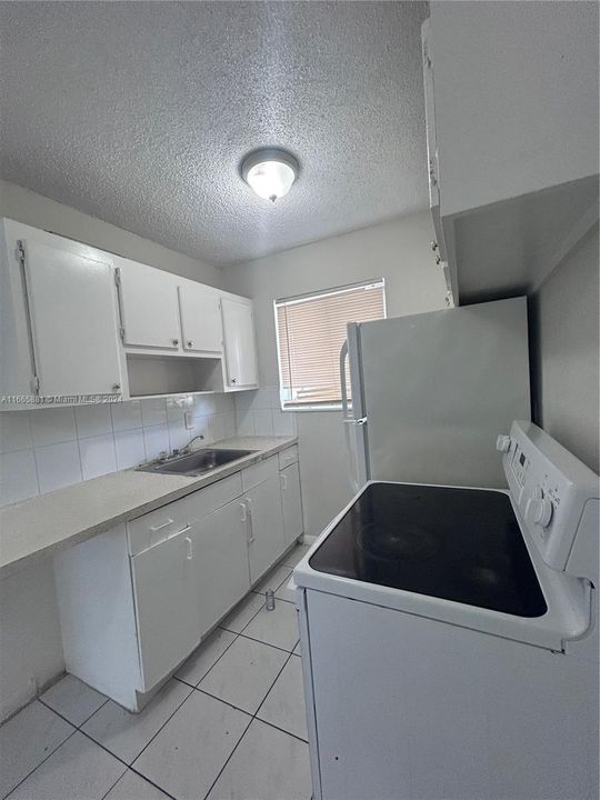 For Rent: $1,550 (1 beds, 1 baths, 22796 Square Feet)