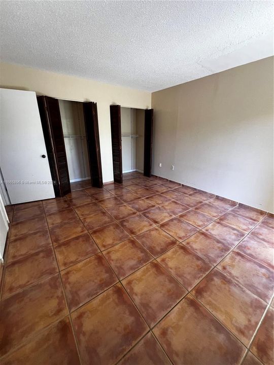 Active With Contract: $1,850 (1 beds, 1 baths, 767 Square Feet)