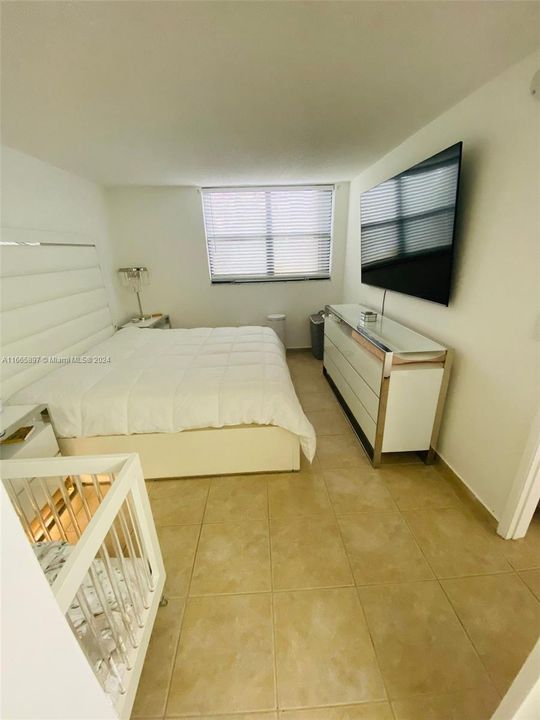 For Rent: $2,600 (2 beds, 2 baths, 958 Square Feet)