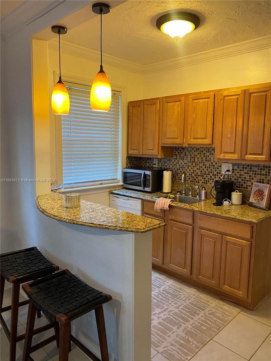 For Rent: $2,100 (1 beds, 1 baths, 5354 Square Feet)