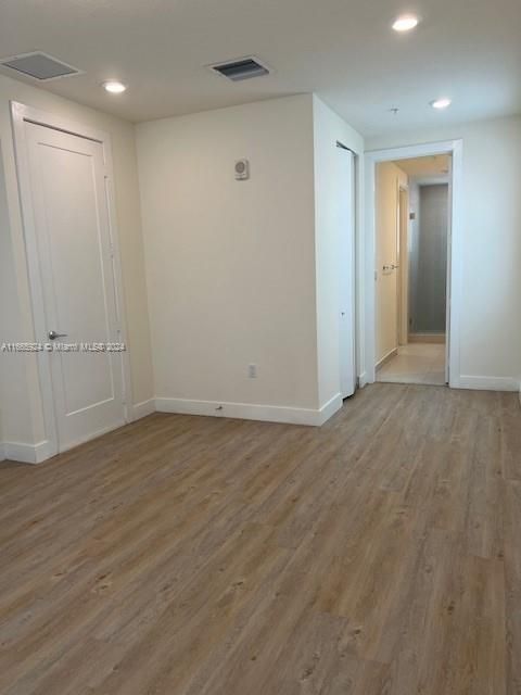 For Rent: $3,000 (3 beds, 2 baths, 1102 Square Feet)