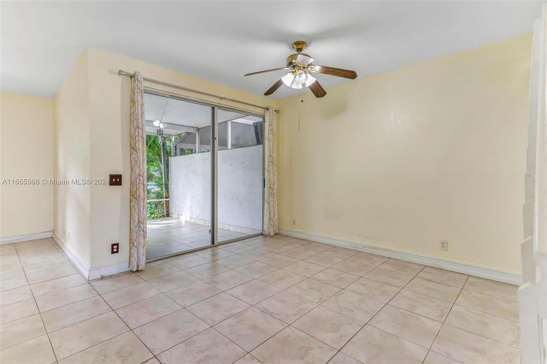 For Rent: $3,000 (3 beds, 2 baths, 1679 Square Feet)