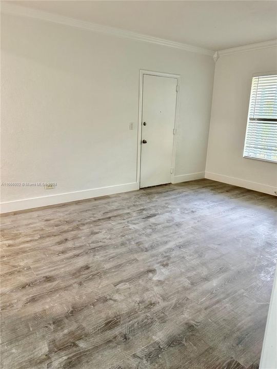 For Rent: $1,850 (1 beds, 1 baths, 750 Square Feet)