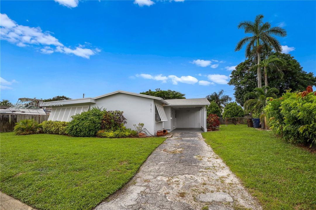 For Sale: $499,900 (3 beds, 2 baths, 1265 Square Feet)