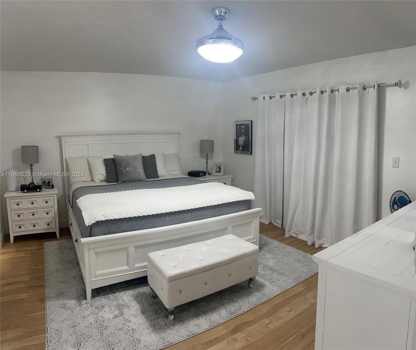 For Sale: $279,000 (2 beds, 2 baths, 1459 Square Feet)