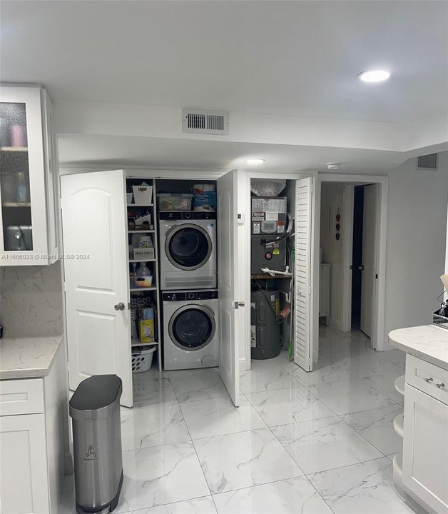 For Sale: $279,000 (2 beds, 2 baths, 1459 Square Feet)