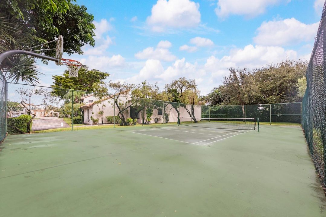 Basket and tennis court.