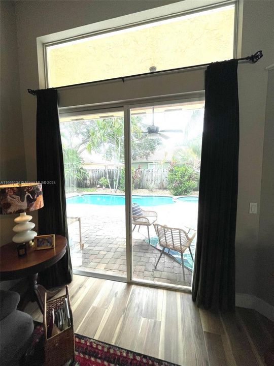 sliding door to the patio/pool from the living room